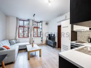Pronájem pokoje, Praha - Smíchov, Tomáškova, 12 m2
