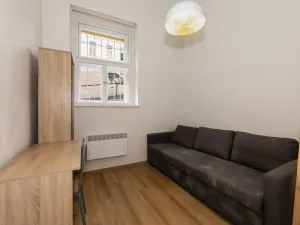 Pronájem komerční nemovitosti, Praha - Smíchov, Grafická, 29 m2