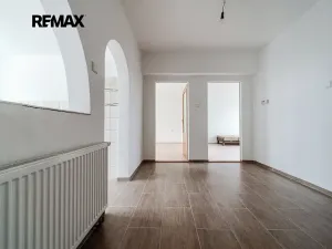 Prodej rodinného domu, Hrušovany u Brna, Vodní, 190 m2