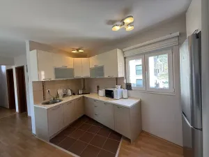 Prodej bytu 3+kk, Bečići, Černá Hora, 70 m2