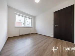 Pronájem bytu 2+kk, Olomouc, Třída Jiřího Pelikána, 71 m2