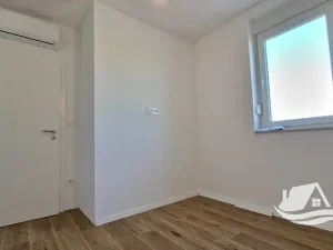 Prodej bytu 4+kk, Privlaka, Chorvatsko, 102 m2