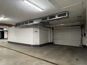 Prodej garážového stání, Špindlerův Mlýn, 12 m2