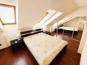 Pronájem bytu 2+kk, Brno, Skřivanova, 91 m2