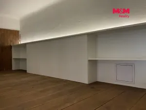 Pronájem bytu 2+kk, Praha - Vinohrady, Vozová, 47 m2