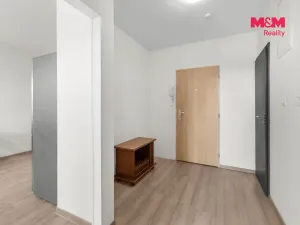 Pronájem bytu 2+kk, Klecany, V Honech, 43 m2
