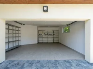 Prodej rodinného domu, Trnová, 214 m2