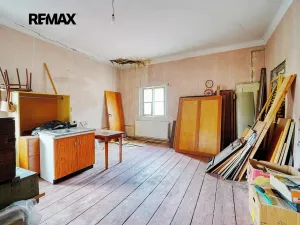 Prodej vícegeneračního domu, Úterý, 677 m2