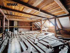 Prodej vícegeneračního domu, Úterý, 677 m2
