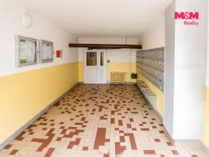 Pronájem bytu 1+1, Chomutov, Holešická, 36 m2