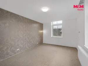 Prodej bytu 3+1, Jaroměř - Pražské Předměstí, Husova, 124 m2