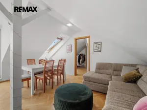 Prodej bytu 4+1, Praha - Nové Město, Lípová, 166 m2