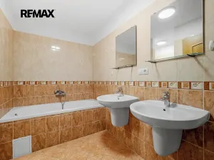 Prodej bytu 4+1, Praha - Nové Město, Lípová, 166 m2