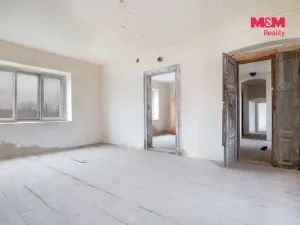 Prodej rodinného domu, Černiv, 320 m2