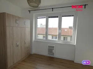Pronájem bytu 2+1, Louny, 28. října, 56 m2