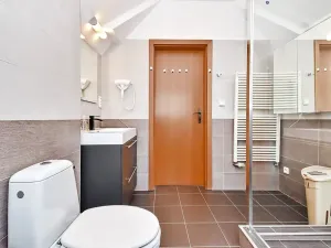 Prodej rodinného domu, Karlovy Vary, Slovenská, 149 m2
