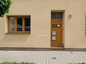 Pronájem bytu 2+kk, Pardubice, V Ráji, 46 m2