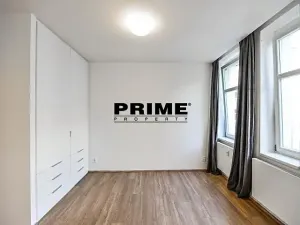 Pronájem bytu 1+kk, Praha - Žižkov, Lucemburská, 30 m2