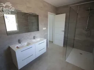 Prodej rodinného domu, Pinoso, Alicante, Španělsko, 220 m2
