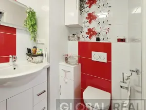 Prodej bytu 2+1, Praha - Libeň, Vacínova, 51 m2
