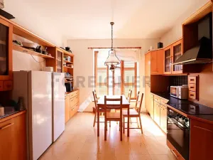 Pronájem pokoje, Brno, Březová, 210 m2