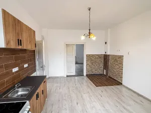 Pronájem bytu 2+kk, Pečky, J. A. Komenského, 59 m2