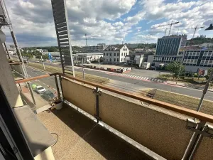 Pronájem bytu 1+kk, Praha, Českomoravská, 45 m2