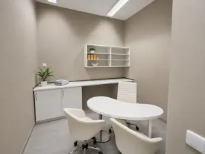 Prodej obchodního prostoru, Hodonín, 100 m2