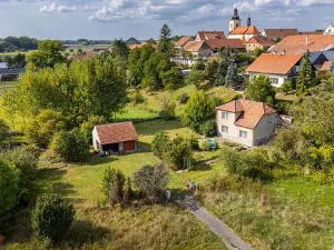 Prodej rodinného domu, Uhersko, 140 m2