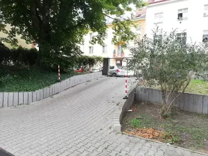Pronájem bytu 1+kk, Praha - Strašnice, Černokostelecká, 33 m2