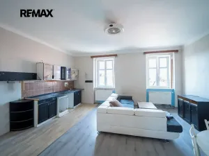 Prodej restaurace, Svinaře, Zelená Hora, 500 m2