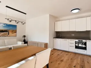 Pronájem bytu 2+kk, Praha - Radlice, U Komína, 52 m2