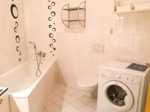 Prodej bytu 1+kk, Praha - Vysočany, Novovysočanská, 34 m2