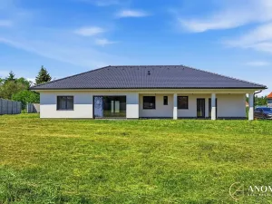 Prodej rodinného domu, Osek, 189 m2