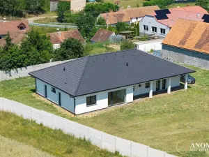 Prodej rodinného domu, Osek, 189 m2