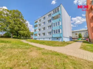 Prodej bytu 2+1, Toužim, Na Zámecké, 63 m2