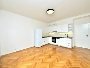 Pronájem bytu 3+kk, Praha - Kobylisy, Na Stírce, 82 m2