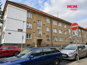 Pronájem bytu 1+kk, Louny, Sladkovského, 28 m2
