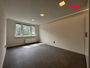 Prodej bytu 1+1, Karviná - Hranice, Bratr. Veverkových, 36 m2