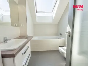 Prodej rodinného domu, Praha - Suchdol, K Roztokům, 160 m2