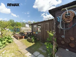 Prodej zahrady, Rybitví, 260 m2