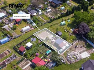 Prodej zahrady, Rybitví, 260 m2