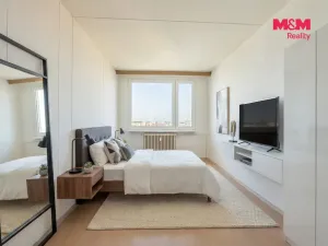 Prodej bytu 3+1, Kladno - Kročehlavy, Děčínská, 76 m2