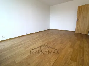 Prodej bytu 2+1, Chomutov, Holešická, 62 m2