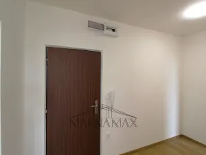 Prodej bytu 2+1, Chomutov, Holešická, 62 m2