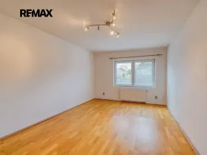 Prodej rodinného domu, Bochov, Mlýnská, 323 m2
