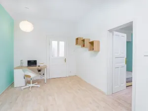 Prodej bytu 2+kk, Praha - Holešovice, Argentinská, 37 m2