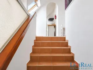 Prodej vícegeneračního domu, Praha - Modřany, Povodňová, 160 m2