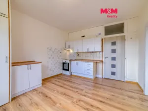 Pronájem bytu 1+1, Karlovy Vary - Rybáře, U Koupaliště, 36 m2