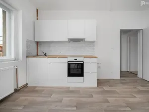 Prodej bytu 2+1, Šlapanice, Tyršova, 65 m2